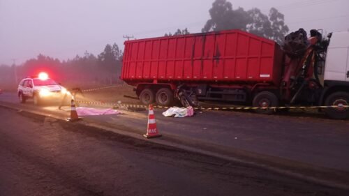 ACIDENTE GRAVE COM VÍTIMAS FATAIS EM MOSTARDAS
