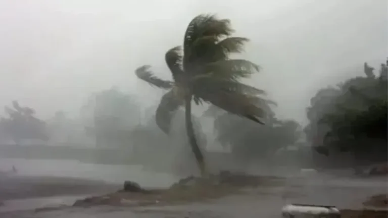 Ciclone extratropical intensifica chuvas e rajadas de ventos de 70 km/h 7 HHJ 16x9 editada