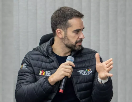 “O que aconteceu não pode ser naturalizado”, diz o governador Eduardo Leite sobre ataque em uma escola no RS
