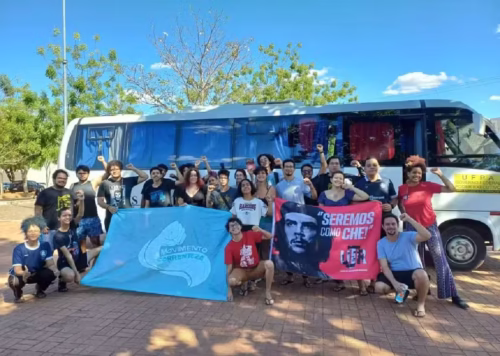 Foto mostra estudantes da UFPA antes de acidente que deixou cinco mortos na BR-153, em Goiás