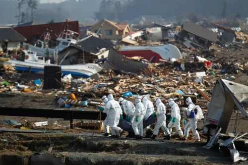 Terremoto de magnitude 8,0 atinge costa da Rússia e gera alerta de tsunami 1 japan tsunami six yea fran