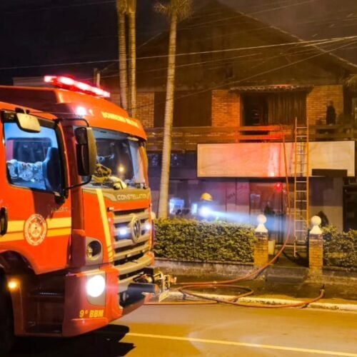 Incêndio atinge residência em Osório na noite desta Quarta-feira