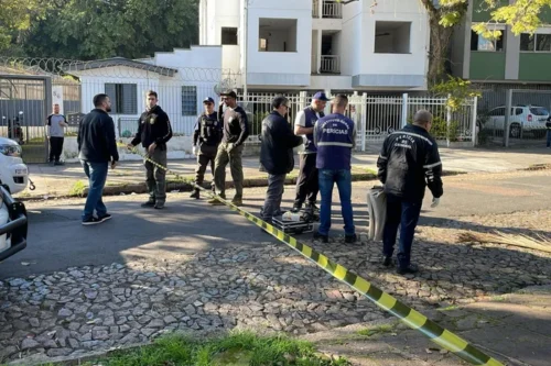 Corpo esquartejado de mulher é encontrado em rua do bairro Santo Antônio, em Porto Alegre