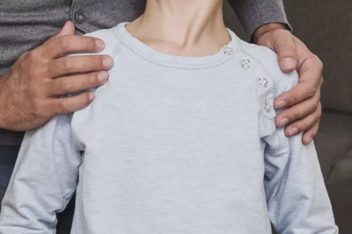 Professor é preso sob suspeita de abuso sexual de crianças em escola gaúcha