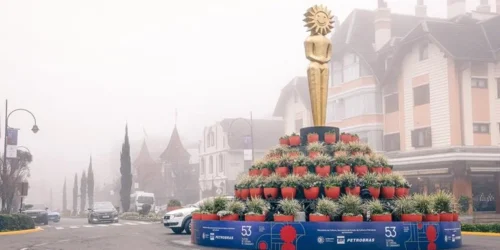 De Rodrigo Santoro a Denise Fraga: Conheça os artistas que serão eternizados na Calçada da Fama de Gramado