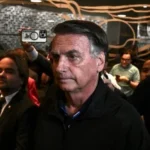 Moraes decreta prisão domiciliar de Jair Bolsonaro