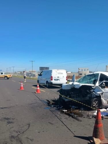 Colisão frontal na Estrada do Mar deixa uma mulher morta em Xangri-Lá