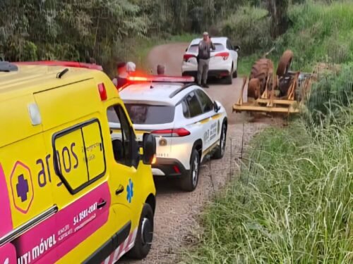 Homem morre esmagado por trator em Passo Fundo