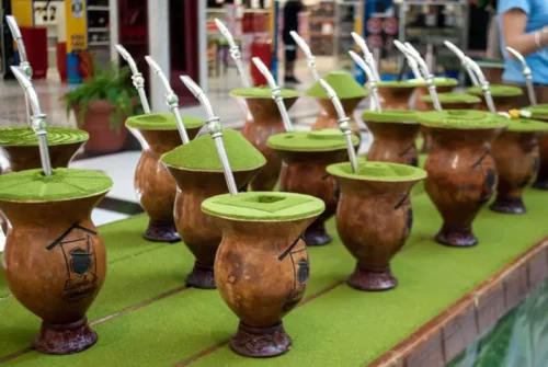 Celebração da Revolução Farroupilha potencializa a venda de artigos que representam a cultura gaúcha no RS