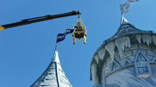 Tronos folheados a ouro 24k chegam a Gramado para o novo Castelo de Gelo