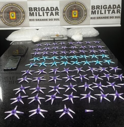 BM prende homem com quase 400 porções de drogas em Imbé