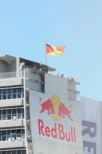 Sonho virou realidade: Sandro Dias quebra recordes em descida de skate na mega rampa em Porto Alegre 6 descida skate04
