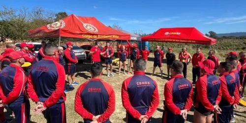 Corpo de Bombeiros promove treinamento para candidatos a guarda-vidas em Osório