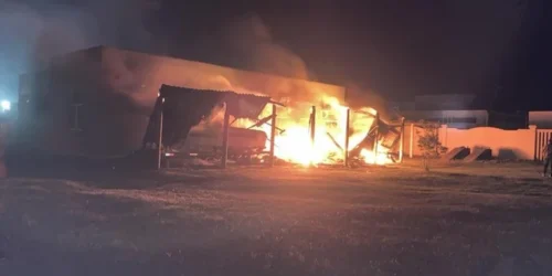 Casal é detido por suspeita de envolvimento no incêndio do Batalhão Ambiental da BM em Capão da Canoa