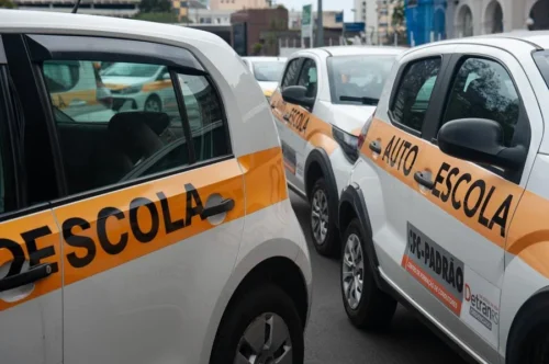 16102025 autoescola 0696
