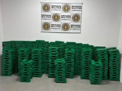BM apreende mais de meia tonelada de maconha em veículo no Litoral Norte