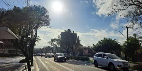 Temperaturas altas e tempo úmido marcam o sábado no RS