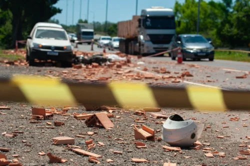 10112025 acidente tijolos 2844