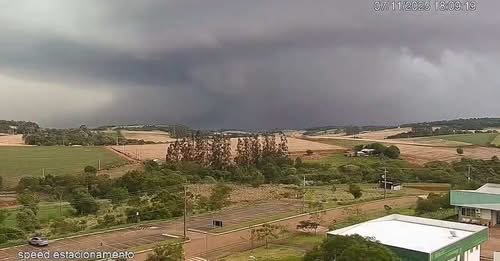 Tornado no Paraná surgiu de fenômeno que gera piores tempestades da natureza