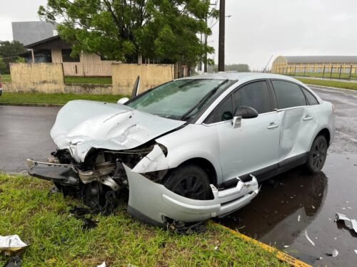 Colisão entre veículos é registrado no bairro Medianeira em Osório na manhã deste Sábado 2 577813545 24742186165453111 1895829025571404342 n