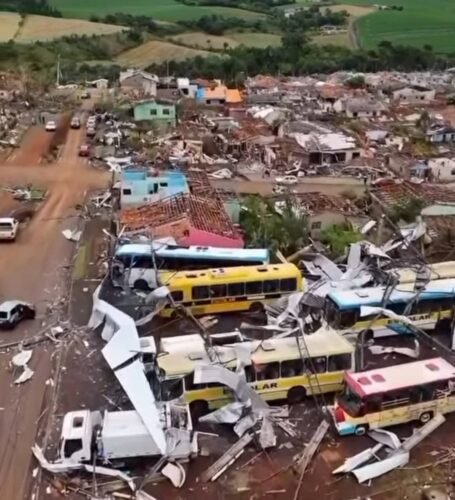 DA ALEGRIA A TRISTEZA EM POUCOS MINUTOS... 2 578385783 1484143470381404 3022370453432414787 n