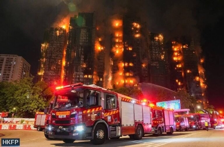 Incêndio em complexo residencial na China, em Hong Kong, avança pela noite 3 588725294 1445663560456717 5156162629367429494 n