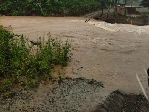 Sete municípios registram danos à Defesa Civil por chuva e ventos causados pelo ciclone no RS