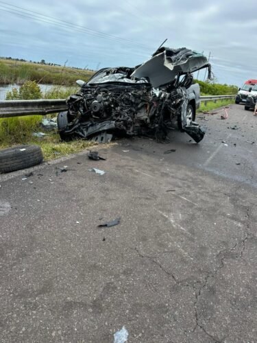 Tragédia rodoviária tira a vida de duas pessoas na ERS-389, em Capão da Canoa 2 ab3ad9db f893 49e6 9c1a 5a2665f5465a