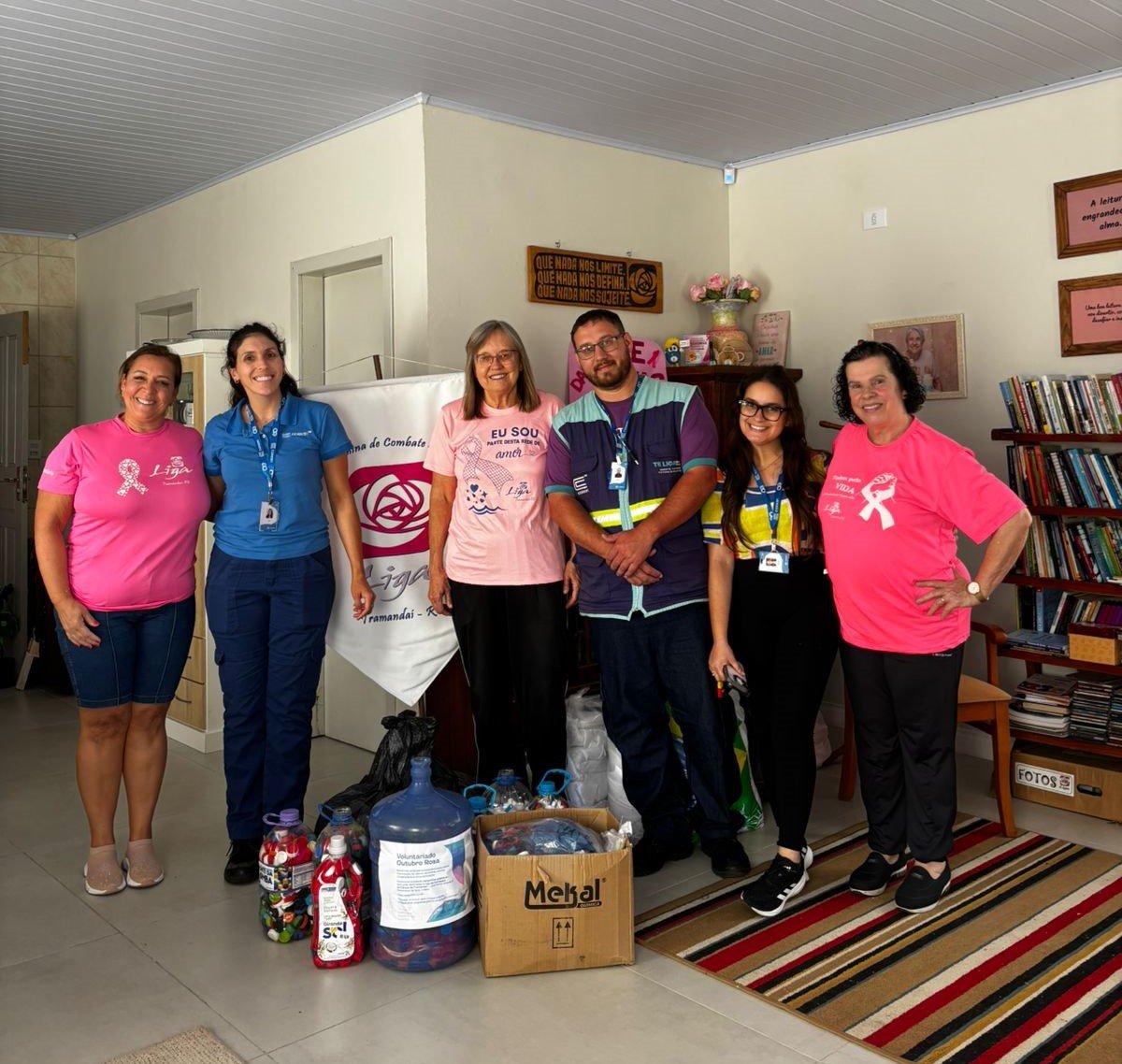Corsan reforça parceria na arrecadação de tampinhas plásticas para a Liga Feminina de Combate ao Câncer de Tramandaí