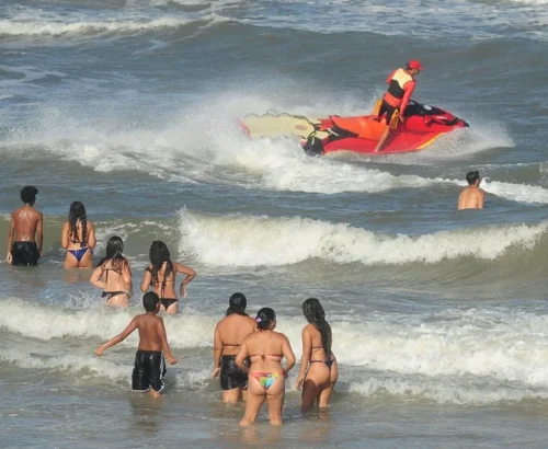 Balanço da Operação Verão aponta aumento de ações preventivas e reforça orientação aos banhistas