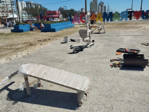 Novos aparelhos de ginástica são instalados na Beira-Mar em Tramandaí 4 610612024 18340558138228534 6939005677960475887 n