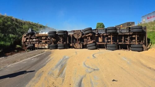 ACIDENTE ENTRE PASSO FUNDO E CARAZINHO 3 611090425 1334748965335173 571853395180618369 n