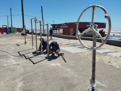 Novos aparelhos de ginástica são instalados na Beira-Mar em Tramandaí 5 611278120 18340558129228534 6077271318005075570 n