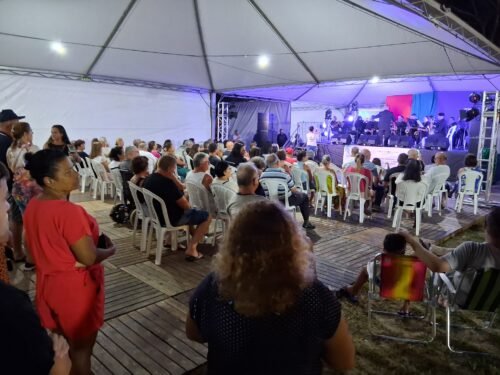 SHOWS MUSICAIS MARCAM A ABERTURA OFICIAL DA 13ª FEIRA DO LIVRO DE ATLÂNTIDA SUL 9 623093014 1333046708863893 8529423139892106913 n