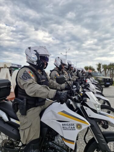 Brigada Militar realiza Operação Cavalos de Aço no Litoral Norte 8 f7edd698 505a 4258 a082 7e248e8926cb