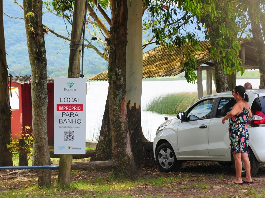 Lagoa do Peixoto, no Litoral Norte, est&aacute; impr&oacute;pria para banho pela quinta semana consecutiva