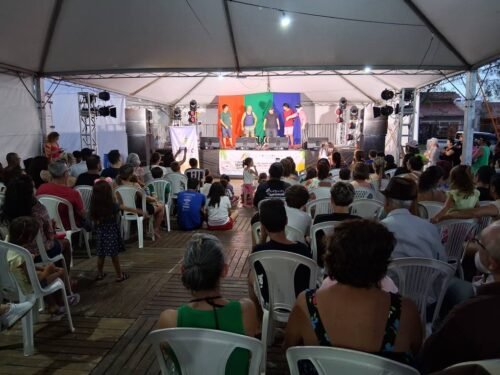 SHOW CIRCENCE ENCANTA O PÚBLICO DA 13ª FEIRA DO LIVRO DE ATLÂNTIDA SUL NESTE DOMINGO 8 626673382 1334580202043877 4400489436311796896 n