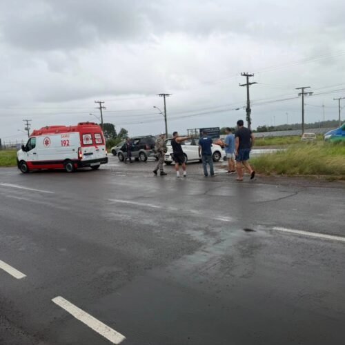 Acidente envolvendo quatro veículos causa congestionamento na RS-030, em Osório 3 631811692 25584353664569686 6639029291045635185 n