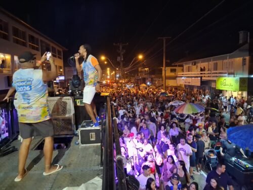 CARNAVAL DE ATLÂNTIDA SUL REÚNE MILHARES DE FOLIÕES EM SÁBADO DE PURA ALEGRIA 20 636856473 1346896604145570 4206625017929415659 n