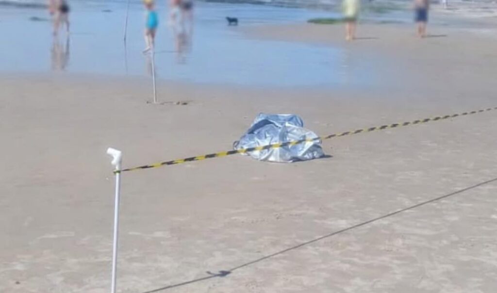 Encontrado corpo de homem que caiu no mar enquanto tirava foto em Torres