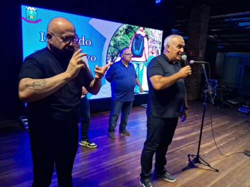 ABERTURA DO ANO LETIVO PARA OS PROFISSIONAIS DA EDUCAÇÃO DA REDE MUNICIPAL DE ENSINO DE OSÓRIO É MARCADA POR PALESTRA SHOW NO LARGO 11 639896356 1351533000348597 4887531786809723590 n 1