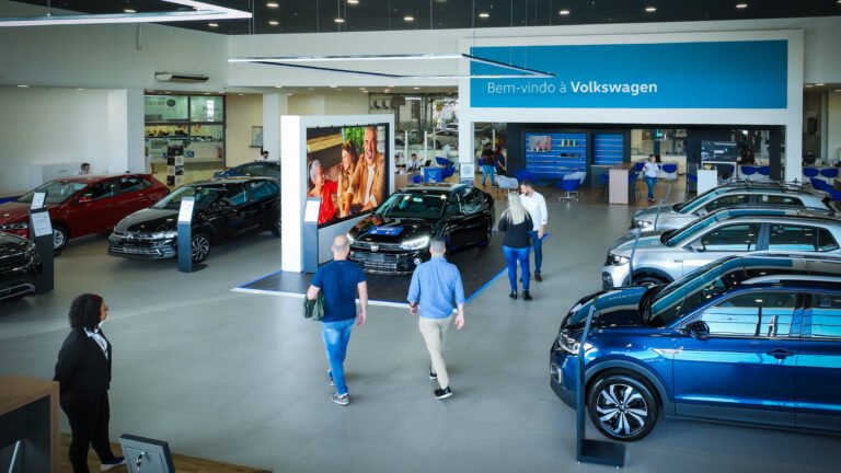 Braco Volkswagen do Grupo Sinosserra Guaibacar possui seis unidades no RS Credito Jefferson Bernardes.jpg