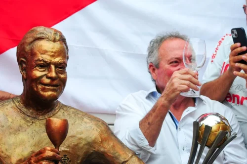 Estátua em homenagem a Abel Braga é inaugurada na praia de Atlântida, em Xangri-Lá 6 IMG 3282