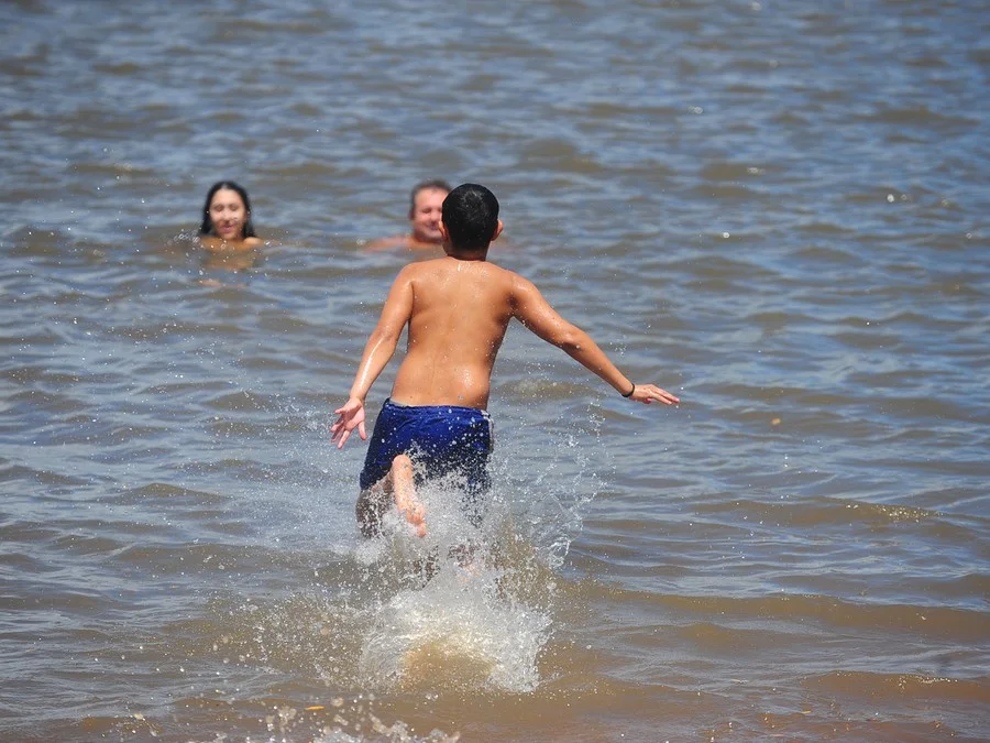 Semana de calor t&oacute;rrido come&ccedil;a com m&aacute;ximas acima dos 30&ordm;C nesta Segunda-feira no RS