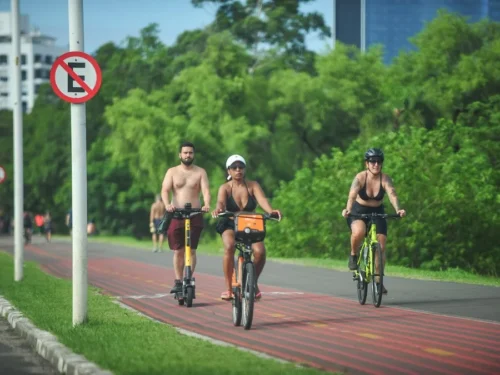 Semana começa com sol e calor no RS
