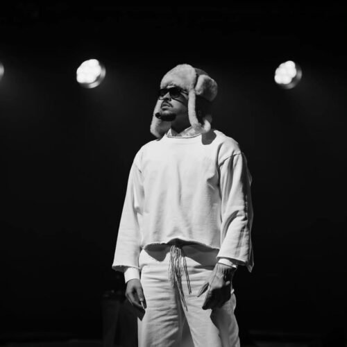 Bad Bunny no Super Bowl 2026: oportunidade para aprender o combo Inglês + Espanhol 1 get