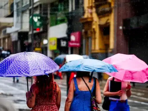 Após calor intenso, RS terá virada no tempo e risco de temporais neste Sábado