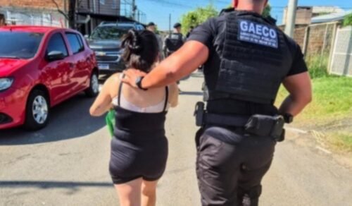 Duas professoras responsáveis pela Escola Infantil Rafa Kids, em Alvorada, na Região Metropolitana, foram presas preventivamente na manhã desta terça-feira (3)