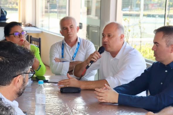 Deputado Luciano Silveira destaca estudo de R$ 5 milh&otilde;es que inclui a Lagoa do Marcelino, em Os&oacute;rio