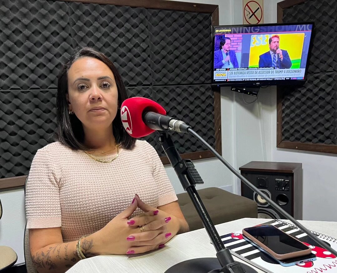 Retomada do baile da terceira idade, acolhimento social e novas moradias marcam entrevista da secret&aacute;ria Luana Oliveira &agrave; Jovem Pan